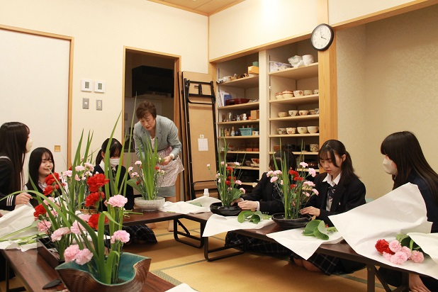 華道部IMG_8858 - コピー.JPG